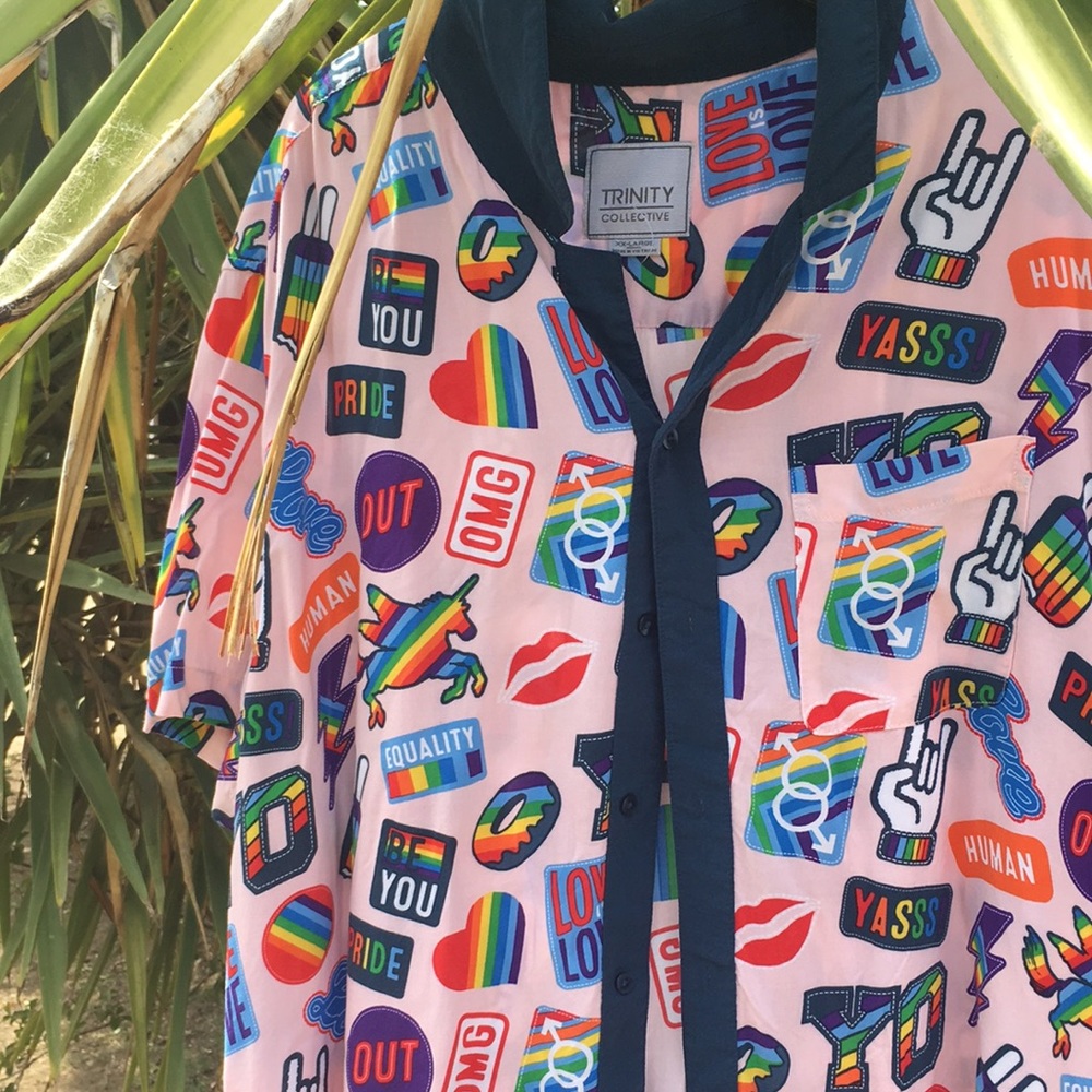 Trinity Collective Button Down Shirt - image 1